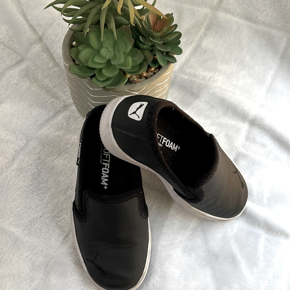 Toddler, size 11 C slip on black puma sneakers